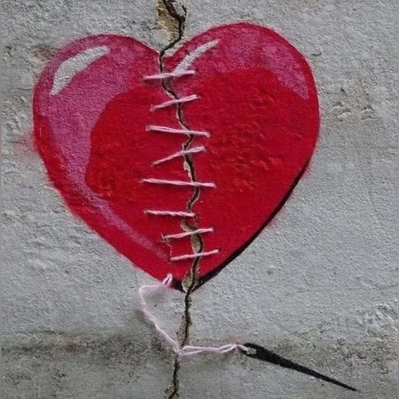 🆕 BCBGMAXAZRIA soft stretch lace sheer top - Picture 1 of 15